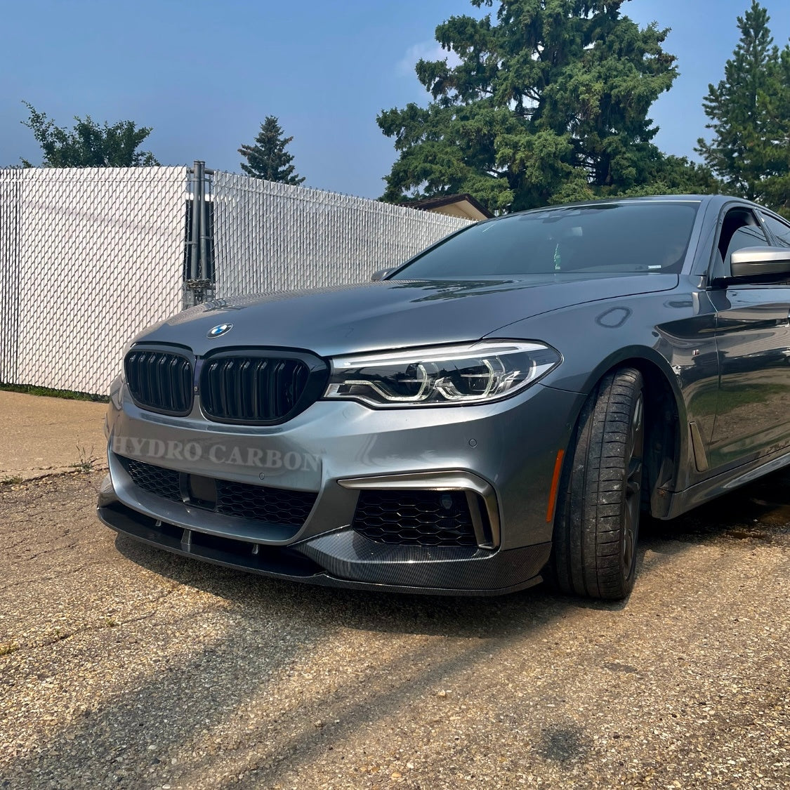 BMW 5 SERIES G30 CARBON FIBER M PERFORMANCE STYLE FRONT LIP