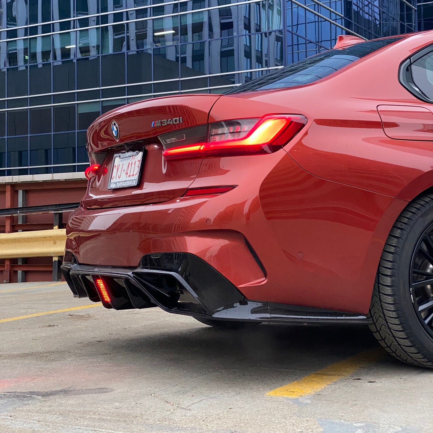BMW 3 Series G20 Pre-LCI F1 Rear Diffuser with LED Brake Light