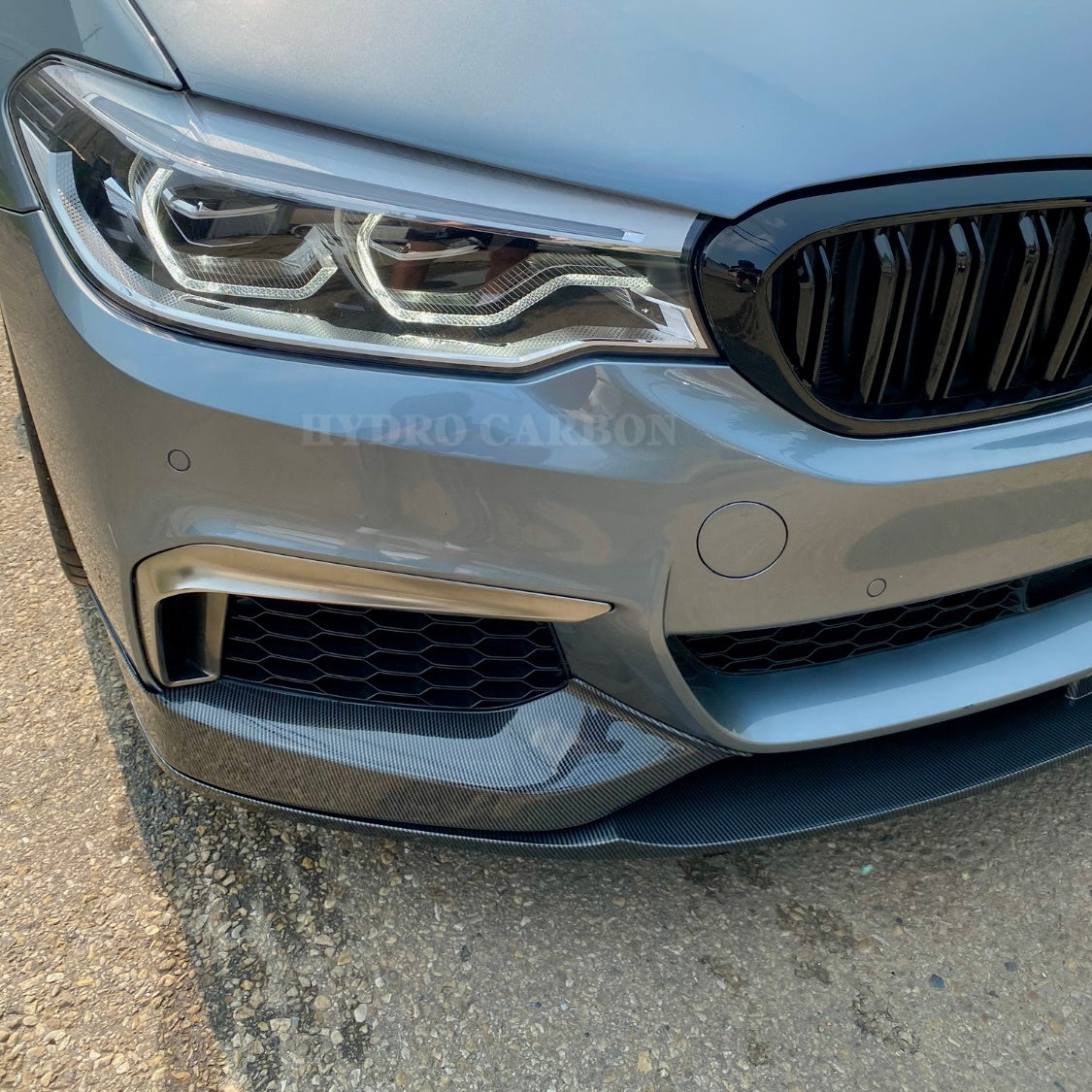 BMW 5 SERIES G30 CARBON FIBER M PERFORMANCE STYLE FRONT LIP