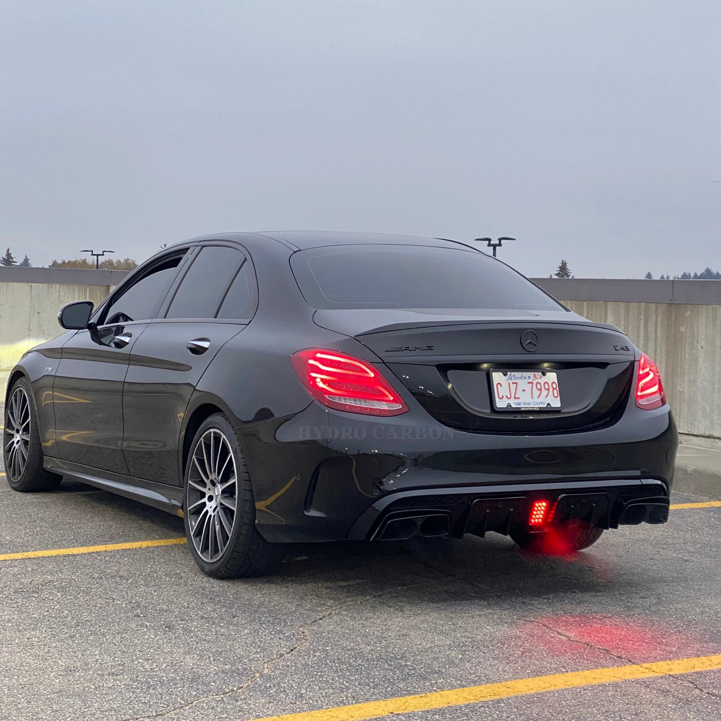 MERCEDES W205 C CLASS SEDAN AMG PACKAGE LED DIFFUSER